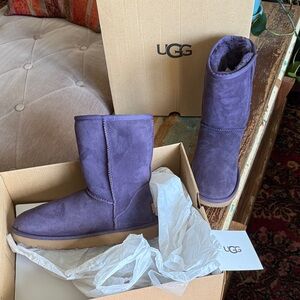 UGG boots. Very slightly worn..maybe 6 times. Nice and toasty warm.